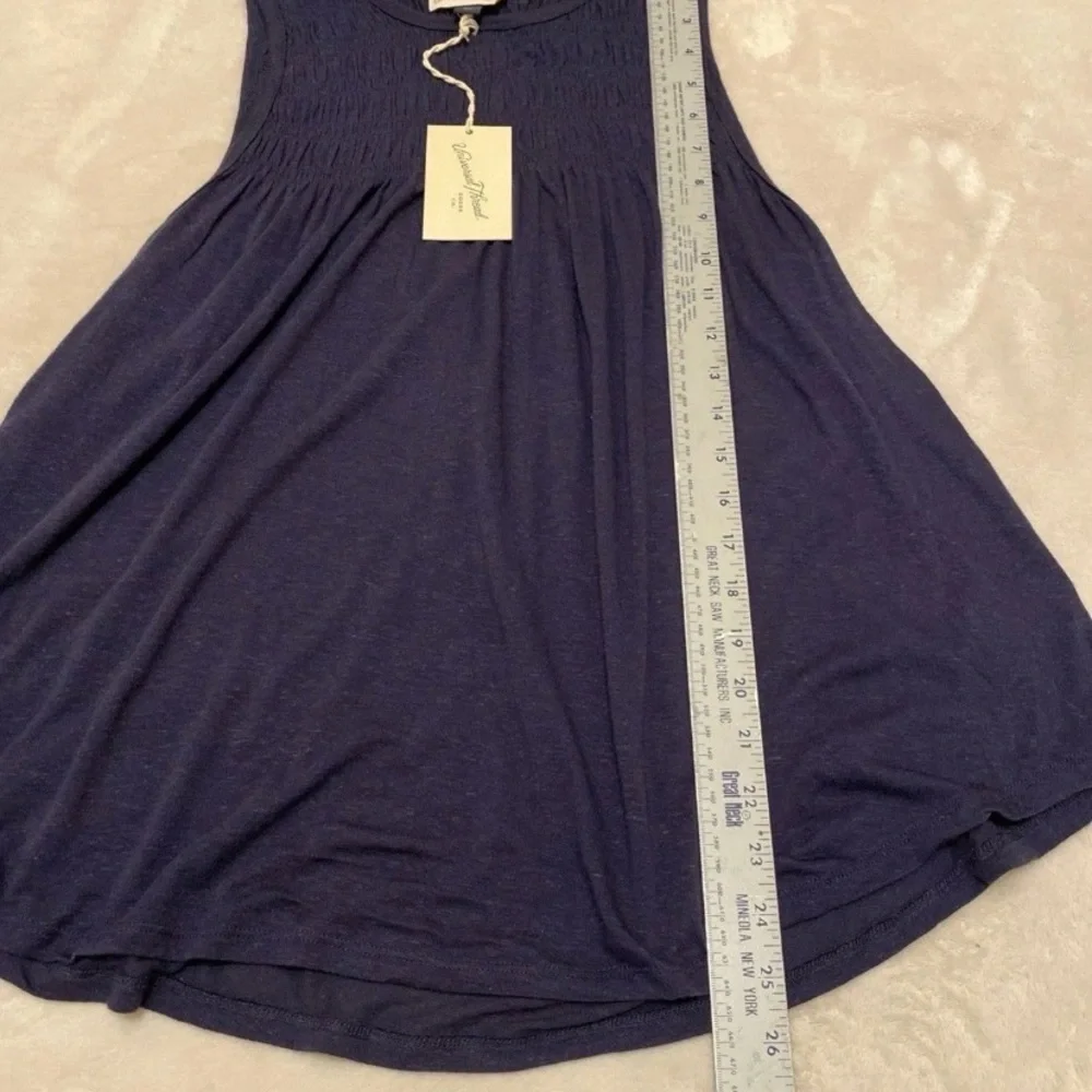 Universal Thread Navy Sleeveless Top